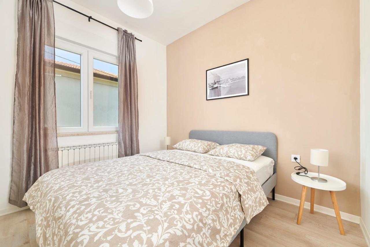 Belvedere Apartments Умаг Экстерьер фото