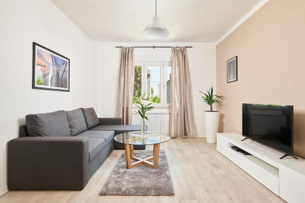 Belvedere Apartments Умаг Экстерьер фото